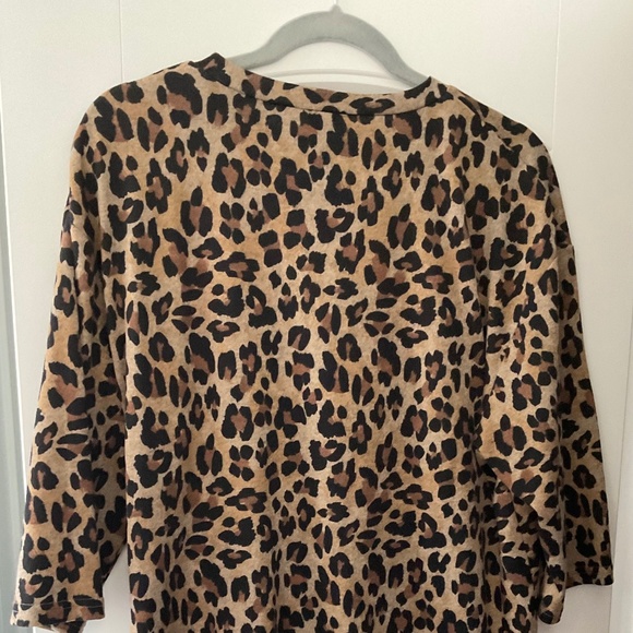 Harve Bernard Animal Print Large Top - Picture 1 of 3